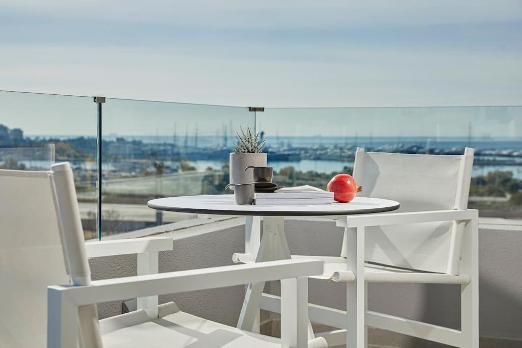 Cw Athens Riviera Suite Экстерьер фото