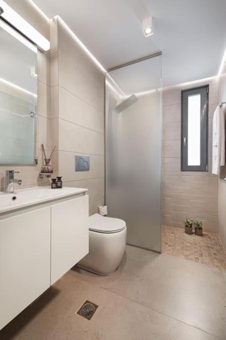 Cw Athens Riviera Suite Экстерьер фото